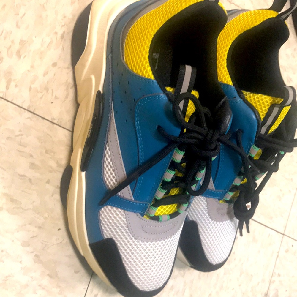 Dior B22 yellow n blue clean wore three times - Picture 2 of 2